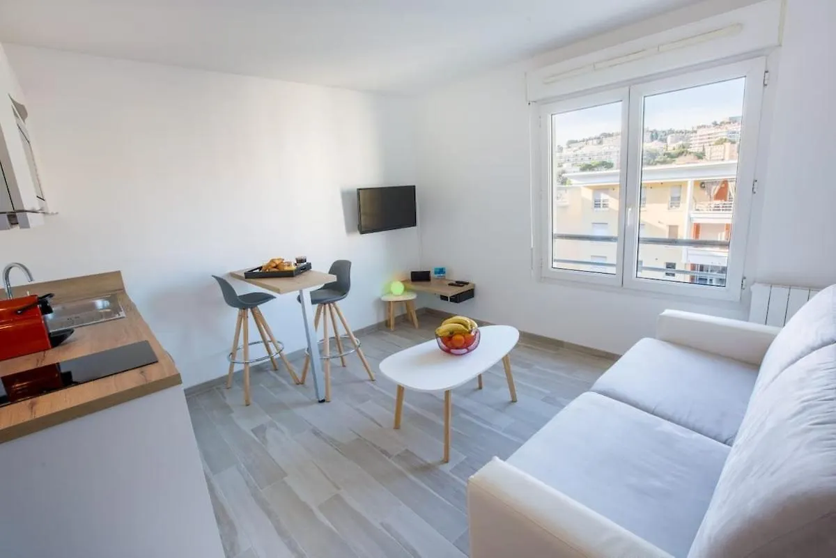 Joli Studio Proche Promenade Des Anglais Nice
